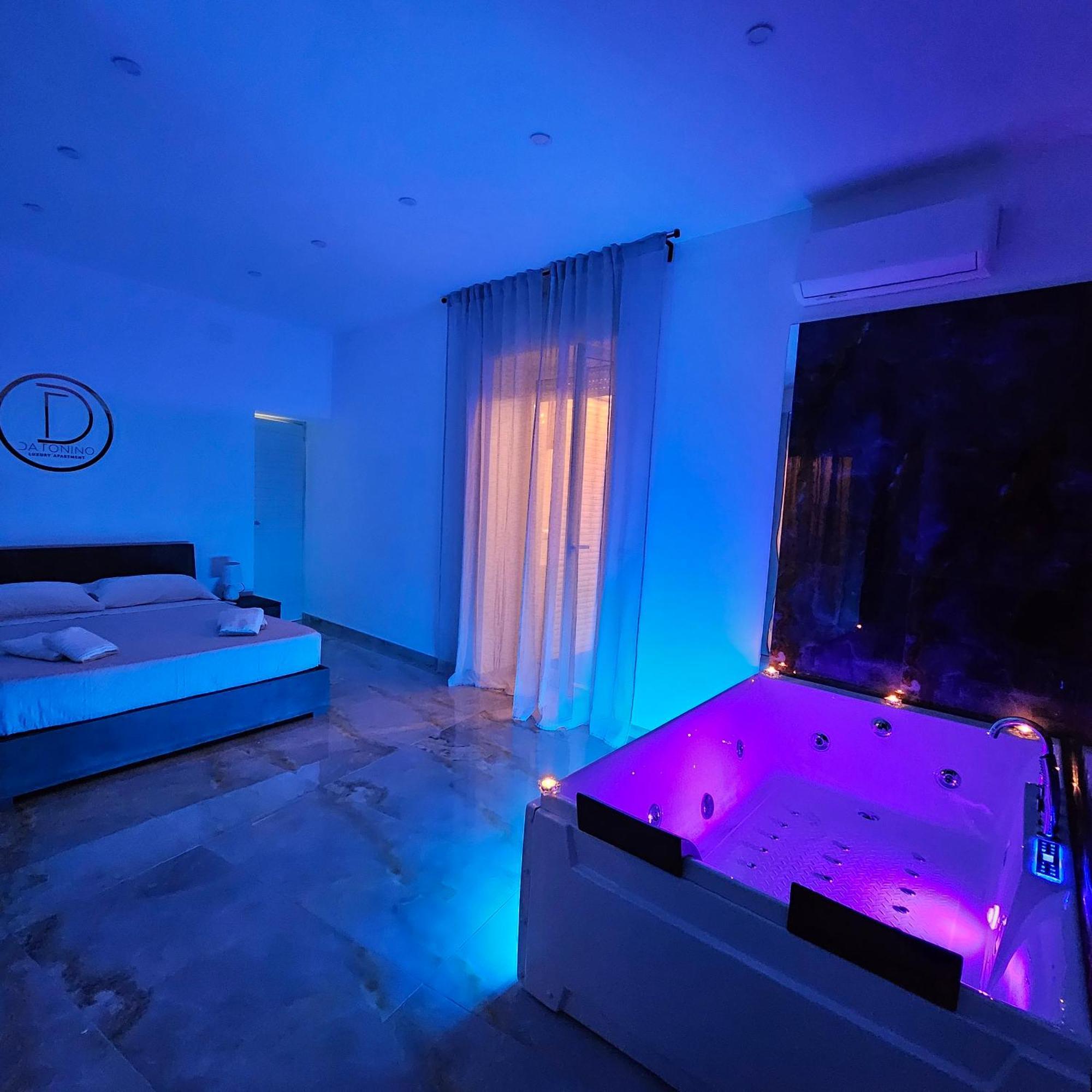 Da Tonino Luxury Apartments Naples Luaran gambar