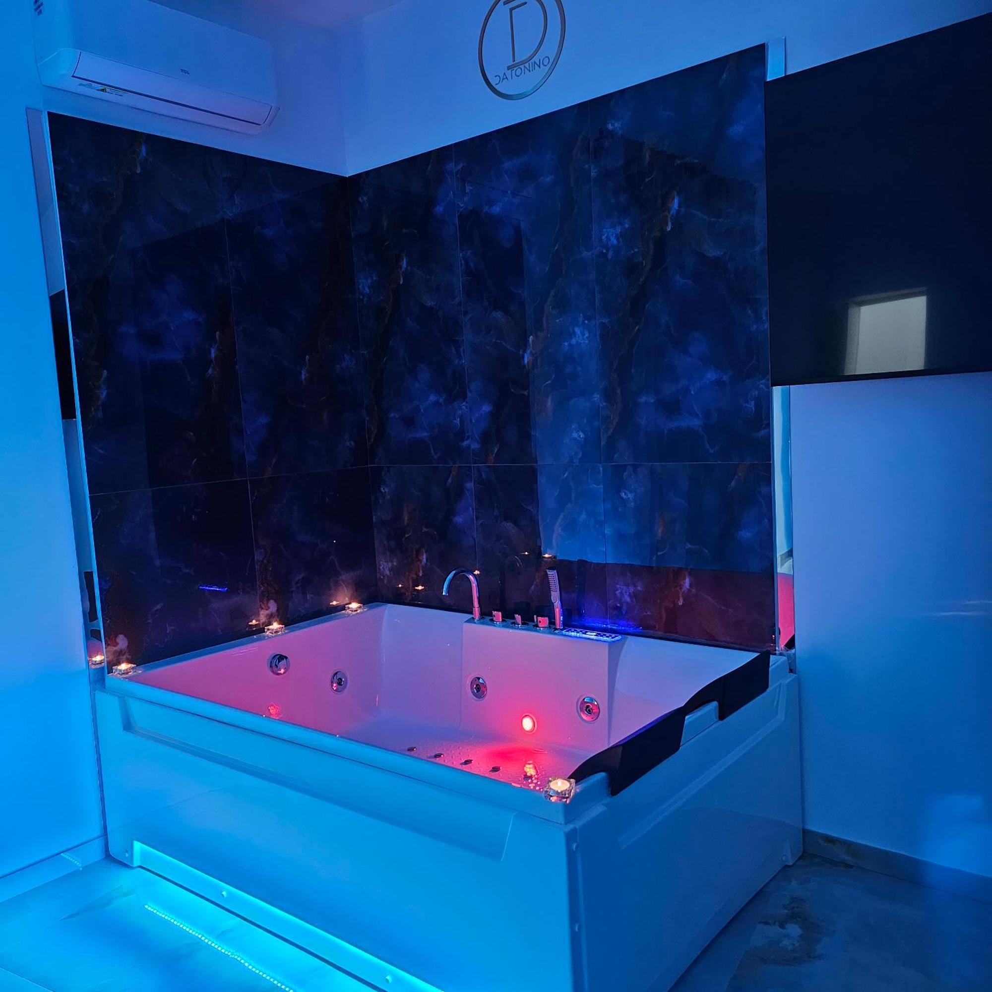 Da Tonino Luxury Apartments Naples Luaran gambar