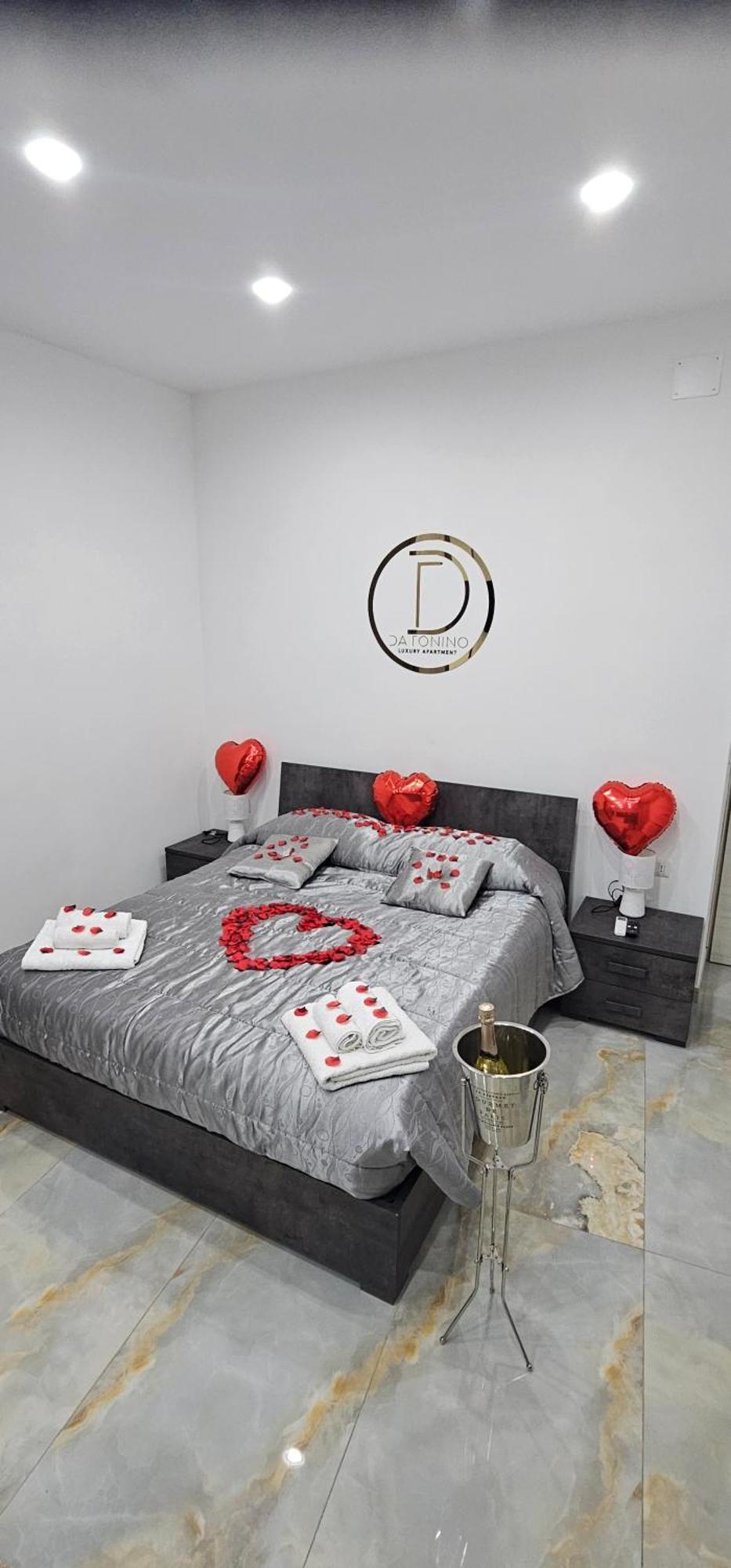 Da Tonino Luxury Apartments Naples Luaran gambar